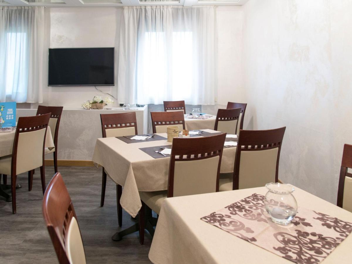Apartment Standard By Interhome Riva del Garda Extérieur photo